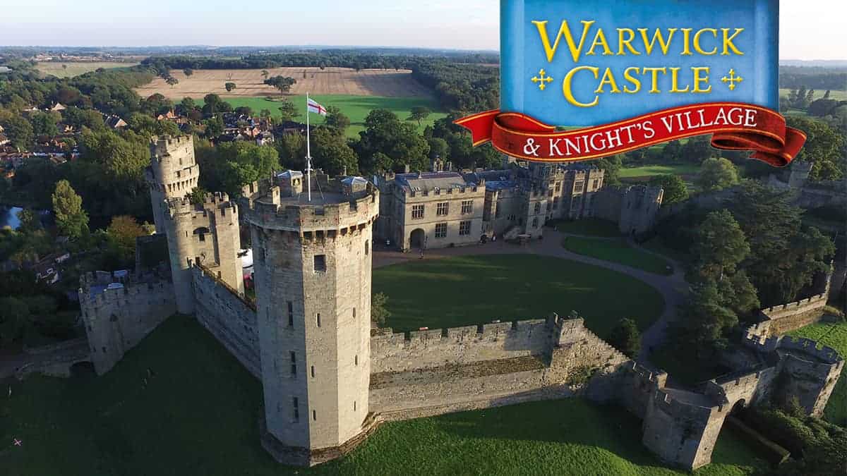 Watch castle in english. Уорикский замок презентация. Уорикский замок колодцы. Warwick Castle роза. Уорикский замок на карте.